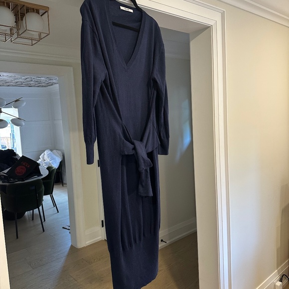 Thakoon Navy Sweater Dress with "Sleeve Tie" Detail at Waist - Size XL - Picture 2 of 14